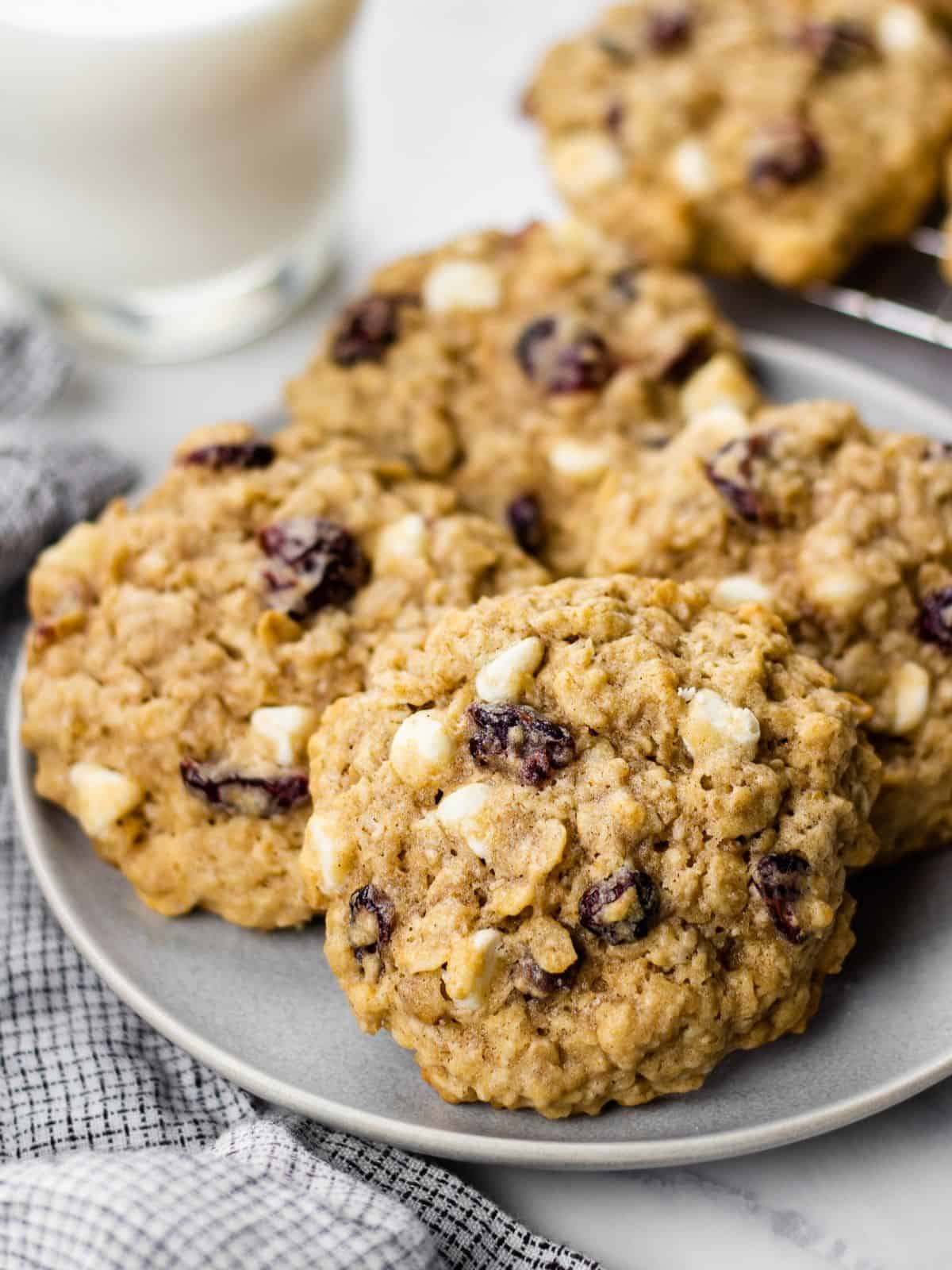 Oatmeal Cranberry Cookies - Veronika's Kitchen