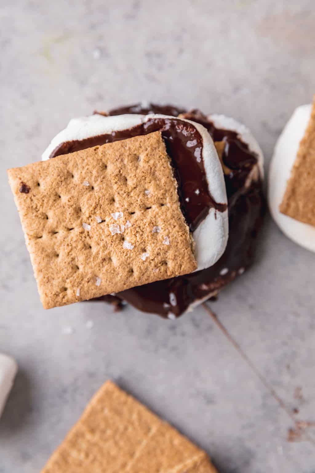 Air Fryer S'mores - In Krista's Kitchen//delicious meals and baked goods